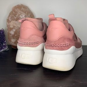 Uggs Sneakers💗